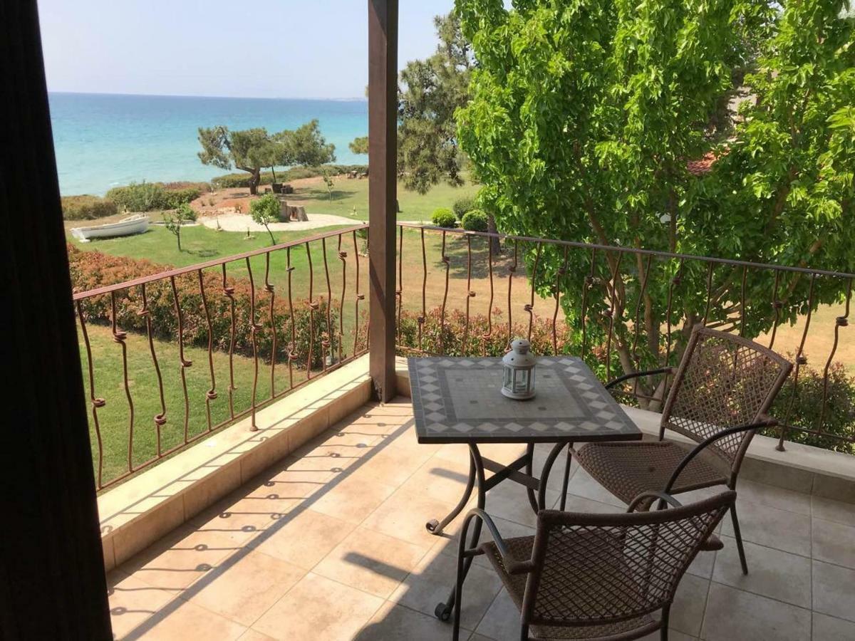 M Varkes Villa Неа-Муданья Экстерьер фото